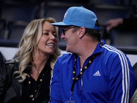 who did jeanie buss marry|Comedian Jay Mohr Marries Los Angeles Lakers President .